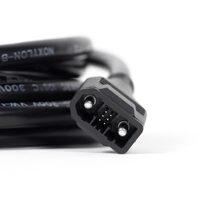 EcoFlow Extra Battery Cable 5m Connects DELTA Max to the DELTA Max Smart Extra close-up view of the connector.
